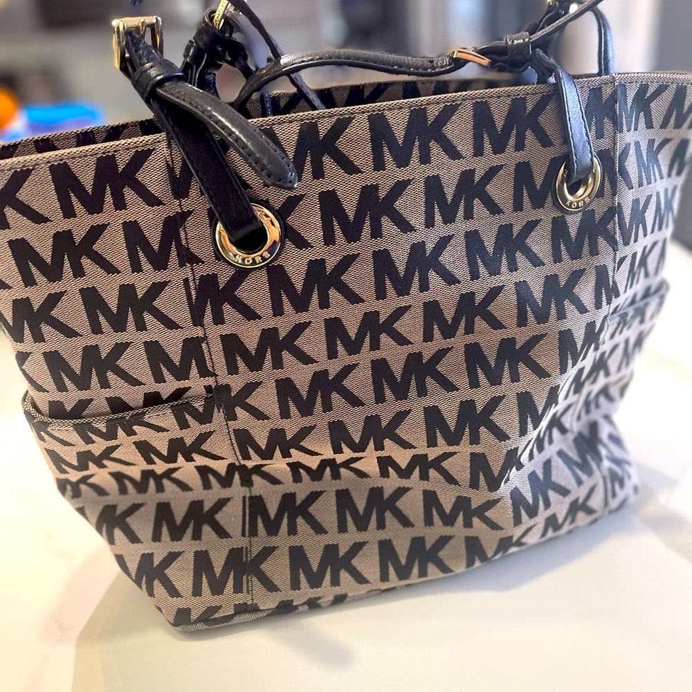 Black and Tan Michael Kors Fabric Tote 👜